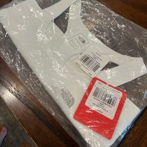 NWT North Face Sportsbra White size L